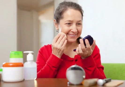 Menopoz Cilt Bakımı Ürünleri: İhtiyaçlarınıza Uygun Ürünler