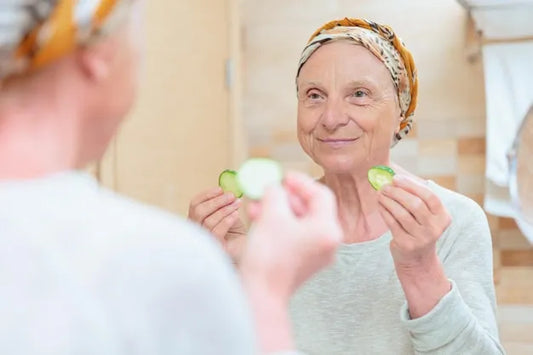 Doğal Menopoz Cilt Bakımı: Kimyasallardan Uzak Durun